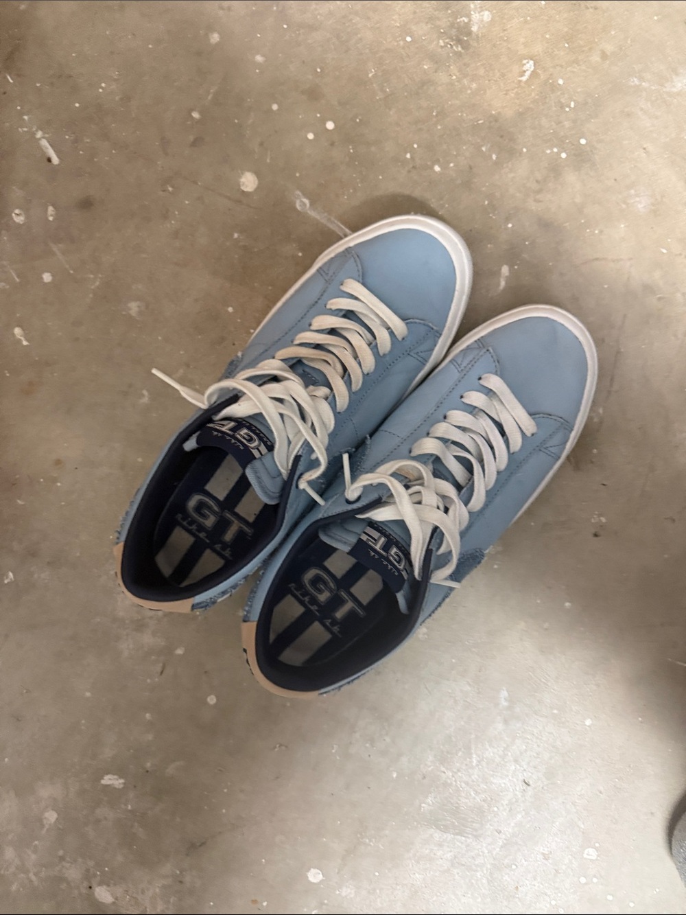 GT Nike ab Light Blue Low-Top Sneakers with White Laces